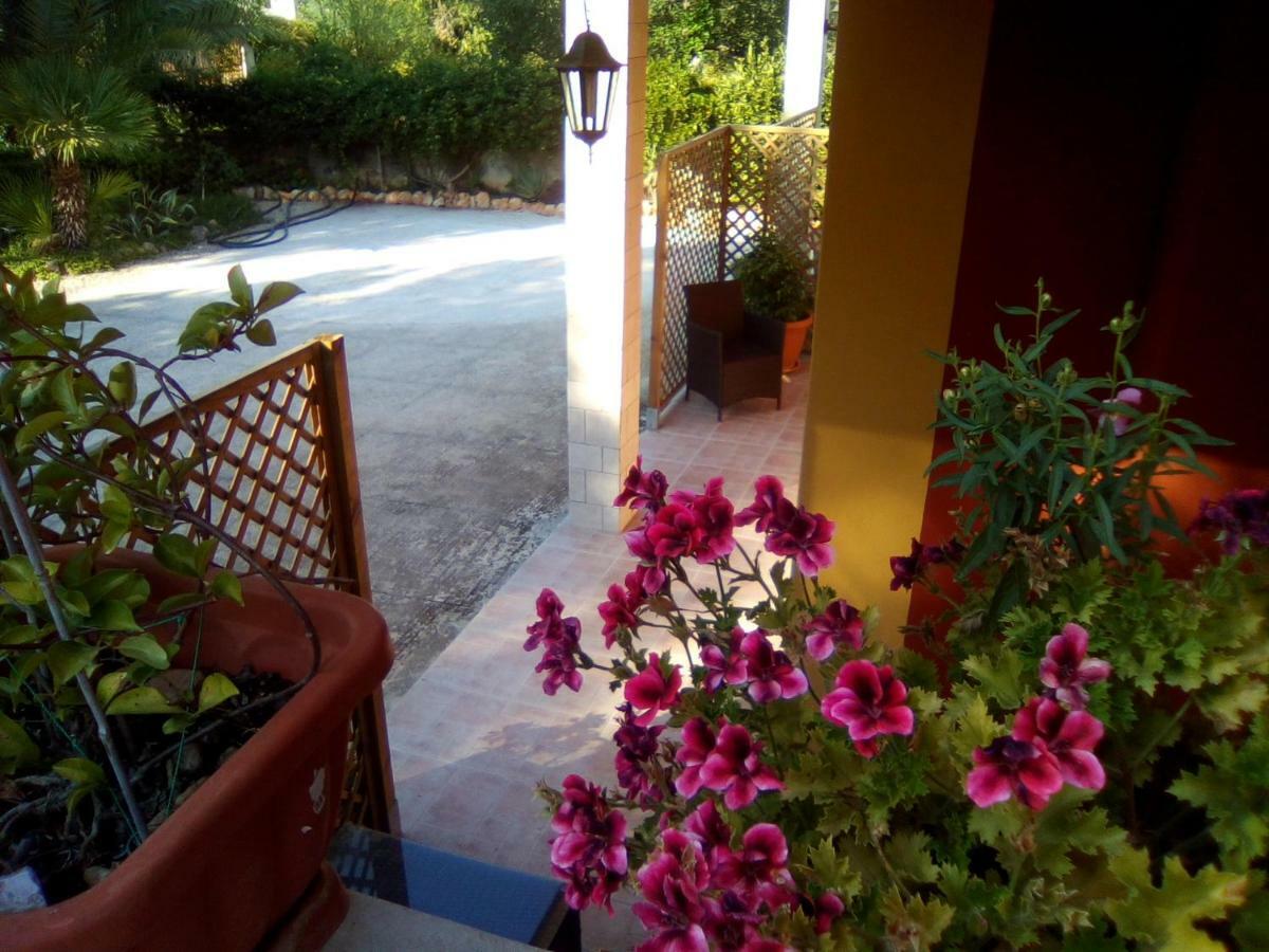 Casa Te La Bradamante Bed & Breakfast Magliano Exterior foto